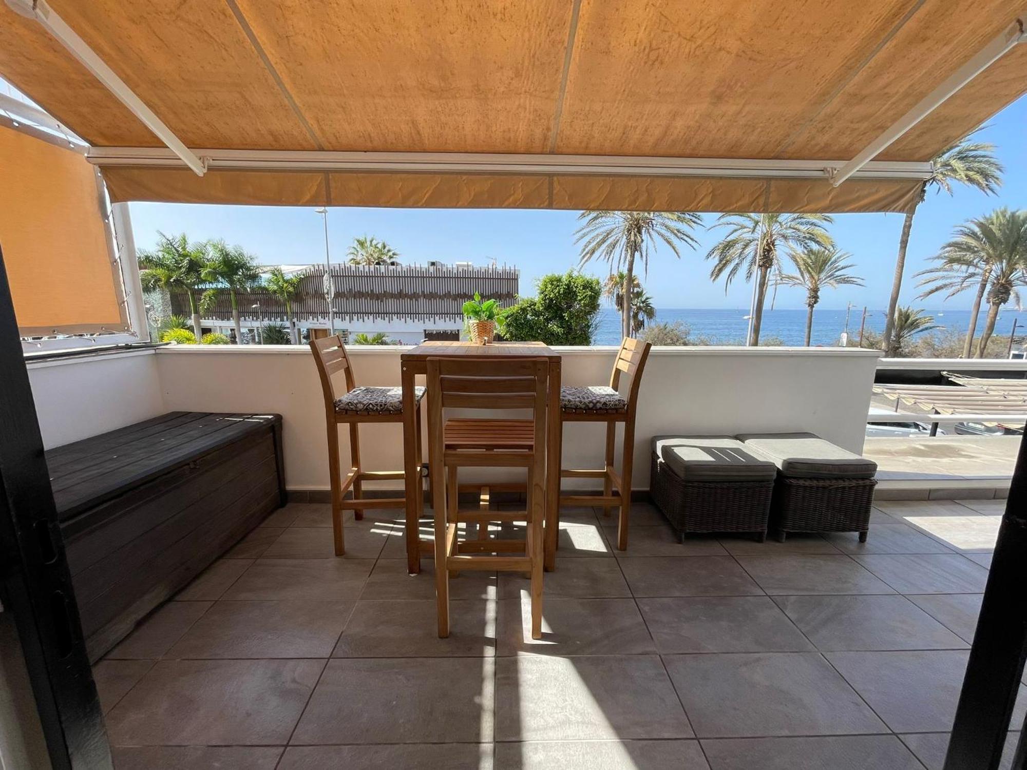 Front Of A Beach Aircon Las Americas Costa Adeje Playa de las Americas  Bagian luar foto
