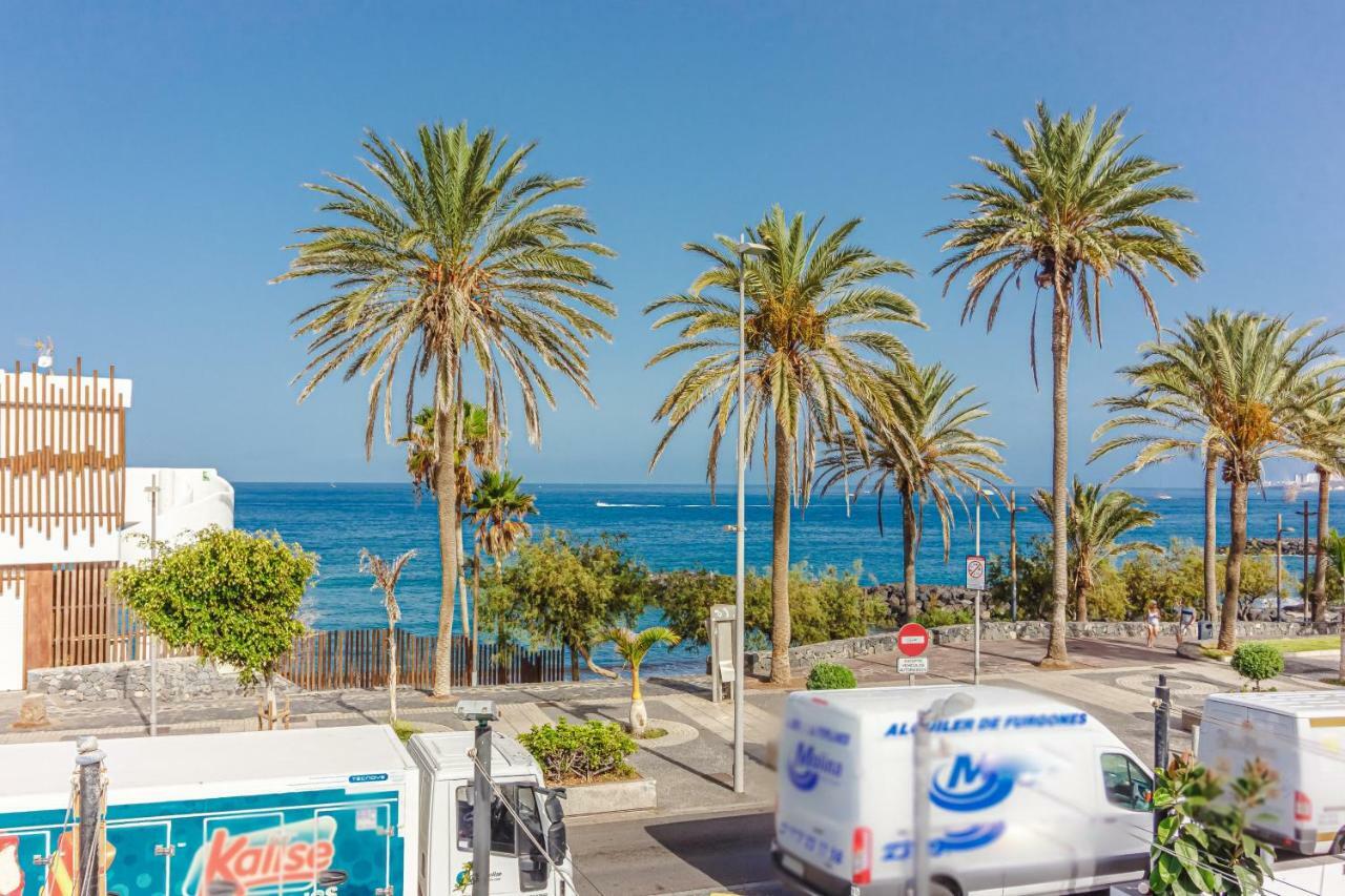Front Of A Beach Aircon Las Americas Costa Adeje Playa de las Americas  Bagian luar foto